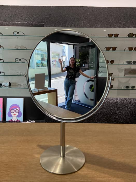 Miär begriässed härzlich ysery frischi Lehrnendi, Kira Albisser. ✨🤗
Miär wisched diär ä güätä Start i din niwä Läbensabschnitt mit ganz vill spannende niwä Erläbnis. Mier gratuliered dier zu de erstä überstandnä Wuchä. 💪